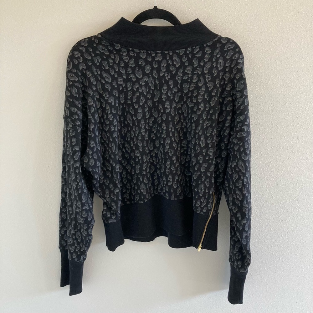 Old Navy Sweater-Sz L
